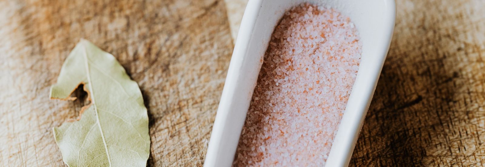 discovering-the-advantages-of-combining-baking-soda-and-pink-himalayan