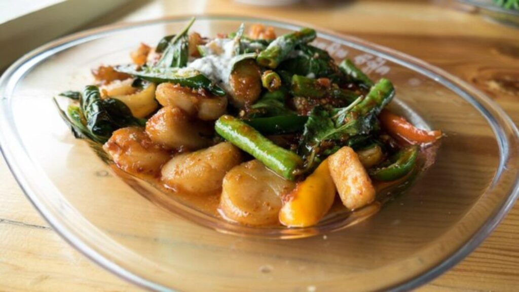 Spinach and Mushroom Curry