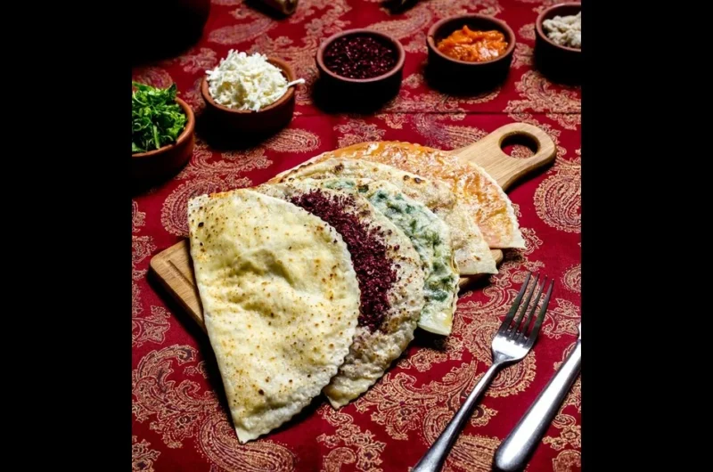 Kabuli Naan: A Delicious Journey Through Traditional Afghan Flavors